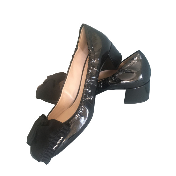 PRADA Shoes - Pre-loved Designer Second Hand | LUXURYLOVE