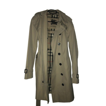 BURBERRY Trenchcoat Gr. S. Sehr guter Zustand.