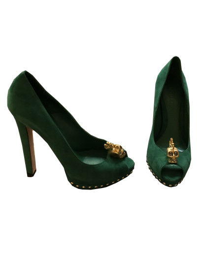 ALEXANDER MCQUEEN Pumps - Pre-loved Designer Second Hand | LUXURYLOVE