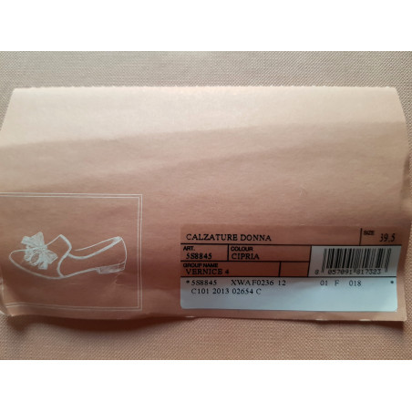 MIU MIU Patent Loafer 39.5