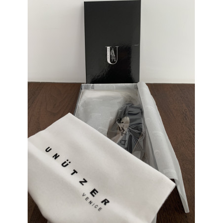UNÜTZER Pumps Wildleder Taupe. NEU m. Etikett. 