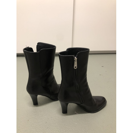 BALLY Stiefeletten SCHWARZ. Gr. 39. guter Zustand. 