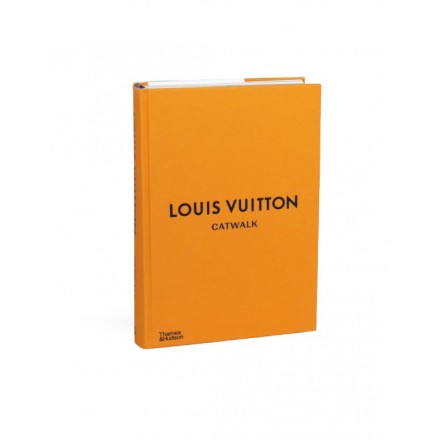 LOUIS VUITTON - Catwalk The complete Fashion Collection