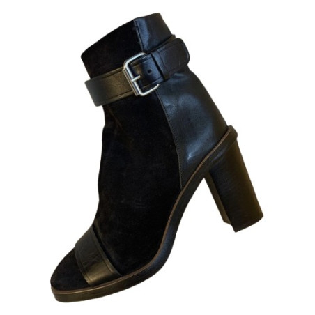 ISABEL MARANT Suede Booties - Pre-loved Designer Second Hand | LUXURYLOVE
