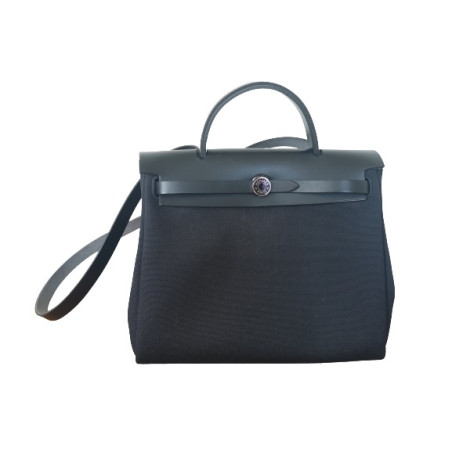 HERMÈS Herbag 31 retourne laque - Pre-loved Designer Second Hand | LUXURYLOVE