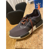 Sneaker