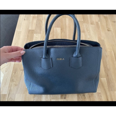 FURLA Handtasche Leder blau. Sehr guter Zustand