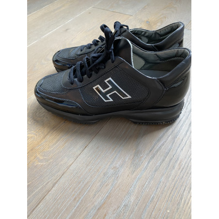 HOGAN Interactive H Vernicata sneaker - Pre-loved Designer Second Hand | LUXURYLOVE