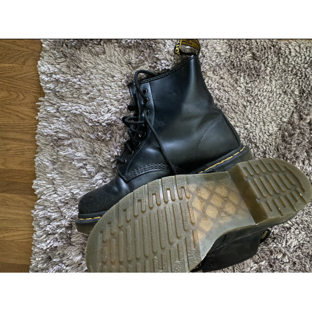 DR MARTENS Stiefeletten schwarz Gr. 41. Sehr guter Zustand. 