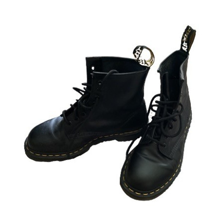 DR MARTENS Stiefeletten schwarz Gr. 41. Sehr guter Zustand. 