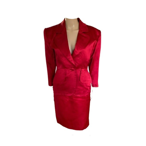 YVES SAINT LAURENT YSL evening suit in bordeau silk satin - Pre-loved Designer Second Hand | LUXURYLOVE
