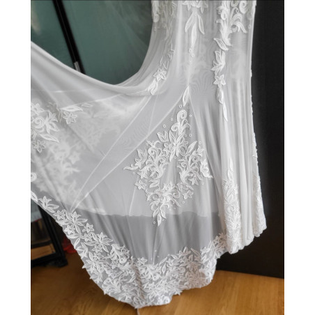 Hochzeitskleid Gr. 42. Weiss. Sehr guter Zustand. 