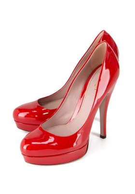 GUCCI Plateau Pumps Lack rot Gr. 37. Pre-owned Secondhand Luxuylove.