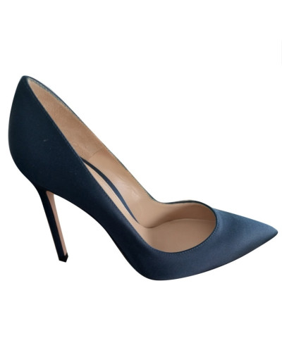 GIANVITO ROSSI Midnight blue satin pumps NEW - Pre-loved Designer Second Hand | LUXURYLOVE