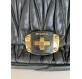 MIU MIU Matelassé Crossbody Bag Clutch schwarz Pre-owned Designer Secondhand Luxurylove