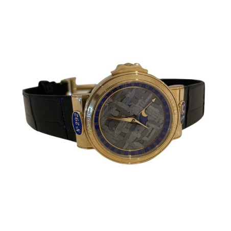 CORUM Meteorite Armbanduhr Moonphase