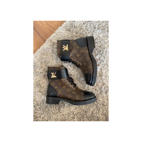 LOUIS VUITTON Wonderland Flat Ranger Boots - Pre-loved Designer Second Hand | LUXURYLOVE