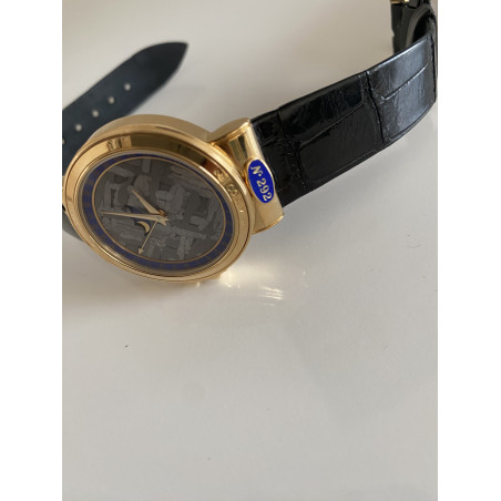 CORUM Meteorite wristwatch - Pre-loved Designer Second Hand | LUXURYLOVE