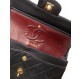 CHANEL Classic Timeless Double Flap Bag small Lammleder schwarz 24 k vergoldete Hardware. Pre-owned Designer Secondhand Luxurylo
