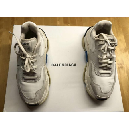 BALENCIAGA Triple S - Pre-loved Designer Second Hand | LUXURYLOVE