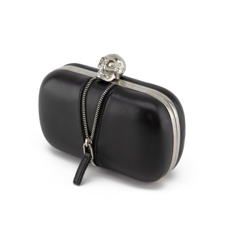 ALEXANDER MCQUEEN Skull clutch - Pre-loved Designer Second Hand | LUXURYLOVE