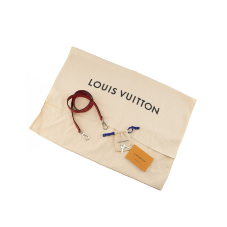 LOUIS VUITTON Very MM Tote Bag Rubis - Pre-loved Designer Second Hand | LUXURYLOVE