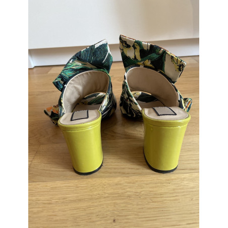 N°21 N-21 Sandals - Pre-loved Designer Second Hand | LUXURYLOVE