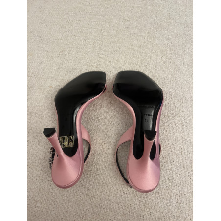 ALEXANDER WANG Crystal sandals - NEW - Pre-loved Designer Second Hand | LUXURYLOVE