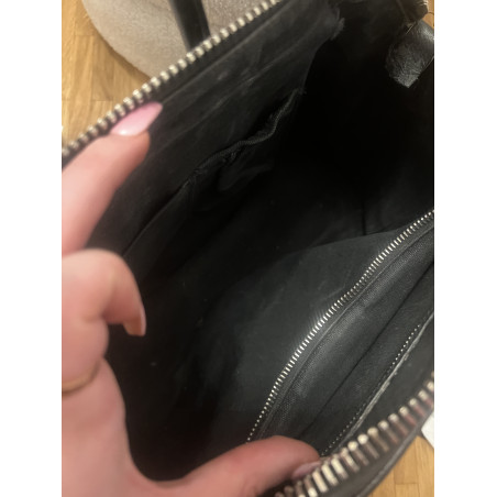 GIVENCHY Bag black - Pre-loved Designer Second Hand | LUXURYLOVE