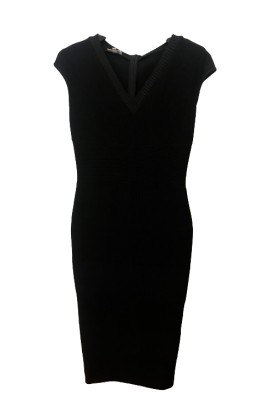 ESCADA Sport Etui Kleid Dress schwarz. Pre-owned Designer Secondhand Luxurylove.