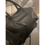 Neo Classic Medium in black