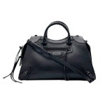 Neo Classic Medium in black