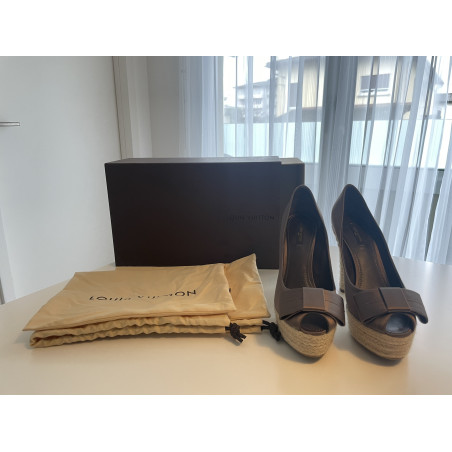 LOUIS VUITTON Peeptoes braun 40 Pre-owned Designer Secondhand Luxurylove