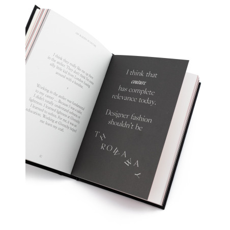 THAMES AND HUDSON The world according to Lee McQueen - Fashion Book Luxurylove