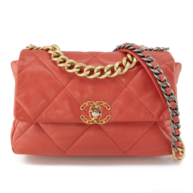 CHANEL 19 Bag large - Pre-loved Designer Second Hand | LUXURYLOVE