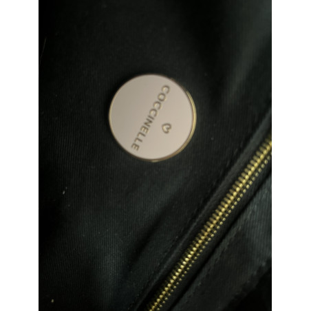 COCCINELLE Rivea Velvet Tasche Samt schwarz Pre-owned Designer Secondhand Luxurylove