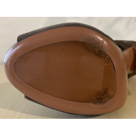 ALAÏA Peep toe heels - Pre-loved Designer Second Hand | LUXURYLOVE