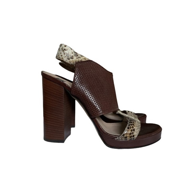 ROBERTO BOTTICELLI Sandals - Pre-loved Designer Second Hand | LUXURYLOVE