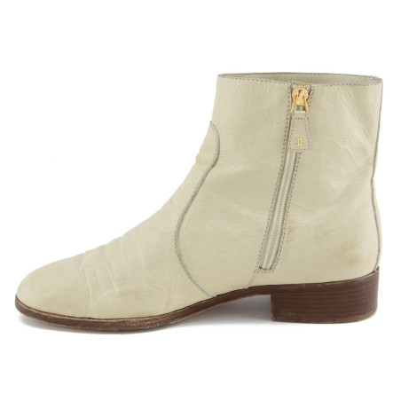 CHANEL CC Stiefeletten creme 41 Pre-owned Secondhand Luxurylove