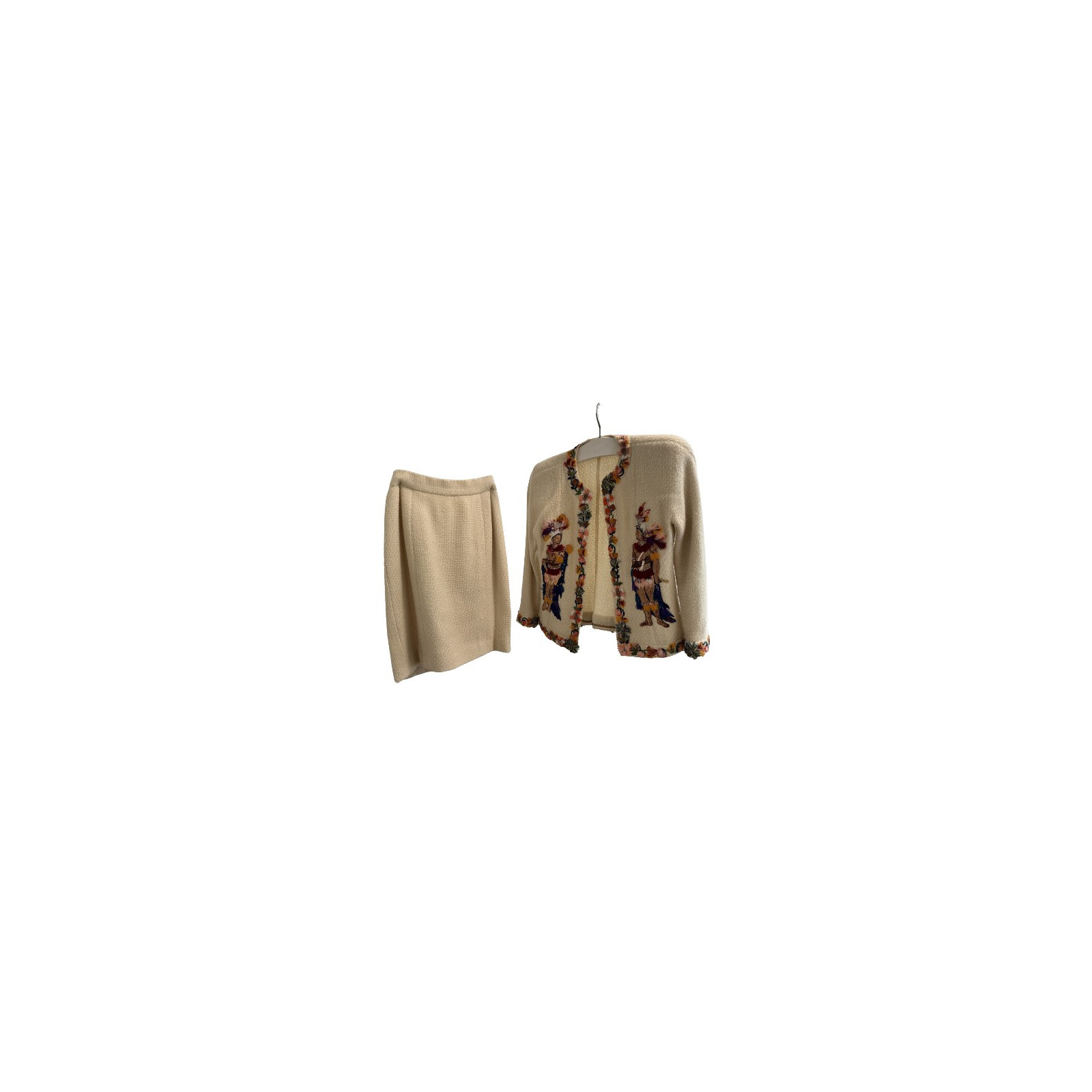 CHANEL Rare vintage costume, combination of skirt and blazer - Pre-loved Designer Second Hand | LUXURYLOVE CHANEL Rare vintage costume, combination of skirt and blazer - Pre-loved Designer Second Hand | LUXURYLOVE