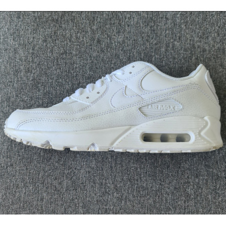 NIKE Nike Air "Kiss My Airs" - NEW - Pre-loved Designer Second Hand | LUXURYLOVE