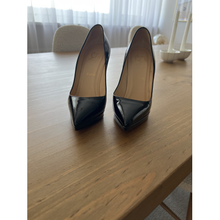 CHRISTIAN LOUBOUTIN Pigalle Plato 120 - Pre-loved Designer Second Hand | LUXURYLOVE