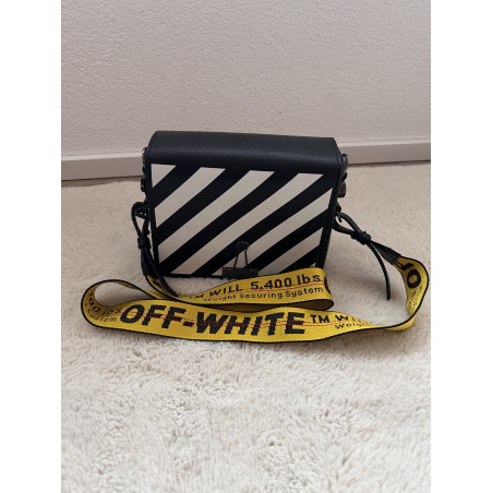 OFF-WHITE Binder Bag - Pre-loved Designer Second Hand | LUXURYLOVE