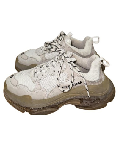 BALENCIAGA Triple S White clear sole - Pre-loved Designer Second Hand | LUXURYLOVE