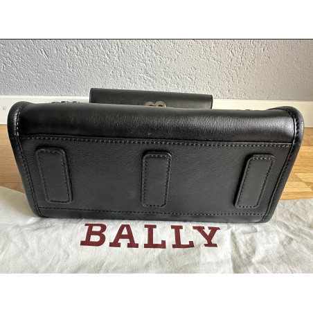 BALLY Handbag - Pre-loved Designer Second Hand | LUXURYLOVE