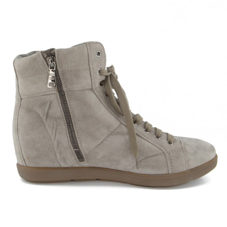 PRADA Wedge heel hightop sneakers - Pre-loved Designer Second Hand | LUXURYLOVE