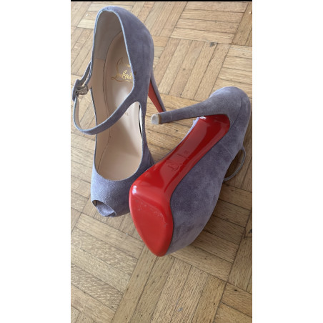 CHRISTIAN LOUBOUTIN Platform Peeptoes - Pre-loved Designer Second Hand | LUXURYLOVE