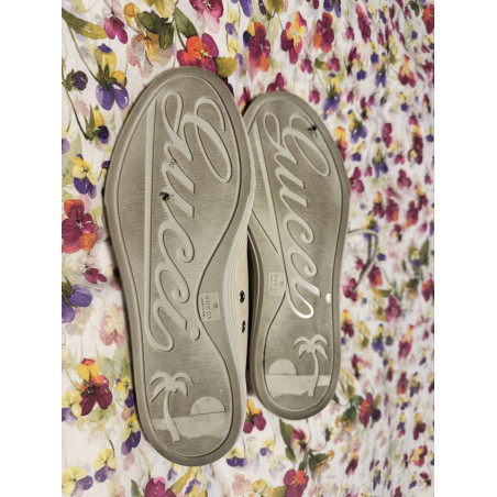 GUCCI Women's shoes - Pre-loved Designer Second Hand | LUXURYLOVE