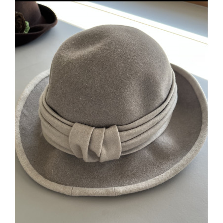  Ladies hat - Pre-loved Designer Second Hand | LUXURYLOVE