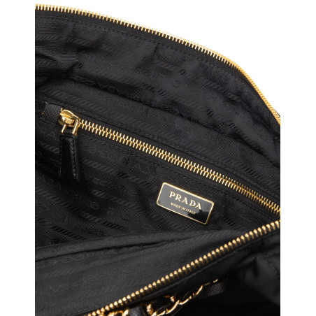 PRADA Re-Edition 1995 Chaîne Bag medium - Pre-loved Designer Second Hand | LUXURYLOVE